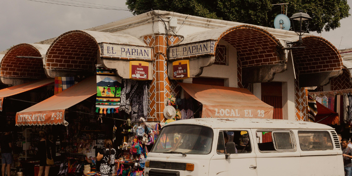 Mercados tradicionales de CDMX: un recorrido de sabores, colores y cultura.